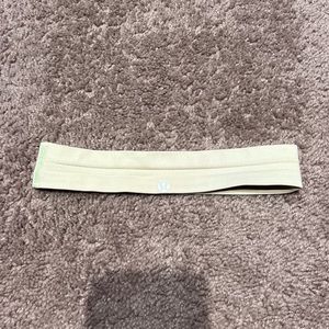 Lululemon yellow headband w/ grip
